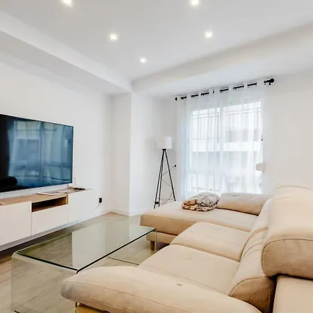 Trobat18 - Castle View Luxury Duplex With Private Terrace Διαμέρισμα *