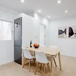 Trobat18 - Castle View Luxury Duplex With Private Terrace 公寓